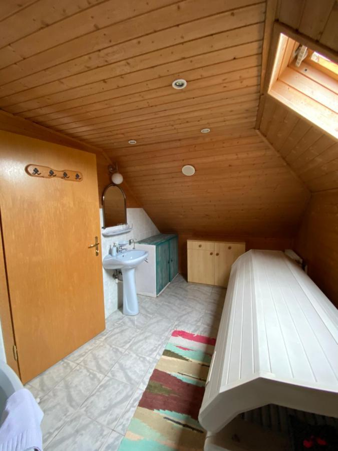 B&B Chardas Buk Luaran gambar